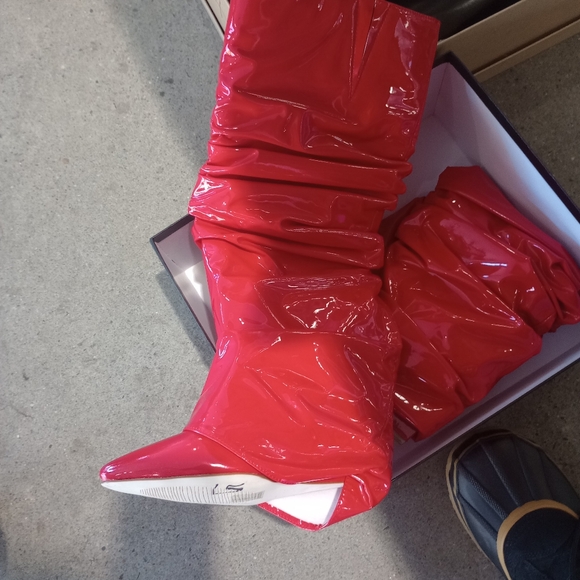 Knee High Fold Over Boots - Picture 4 of 5